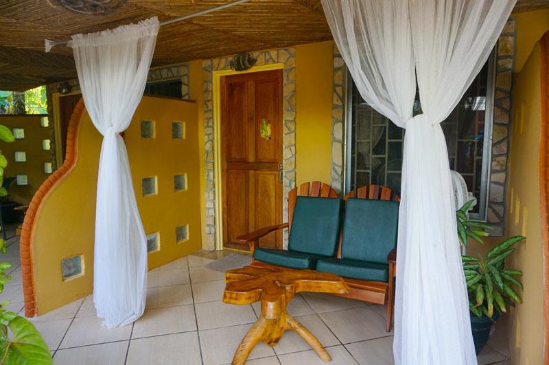 Cabinas Jimenez Пуэрто-Хименес Экстерьер фото